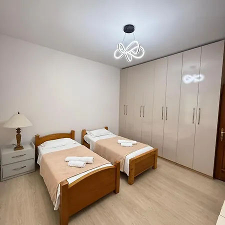 Brahja, 4* טיראנה