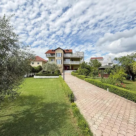 Guest house Brahja, Tirana
